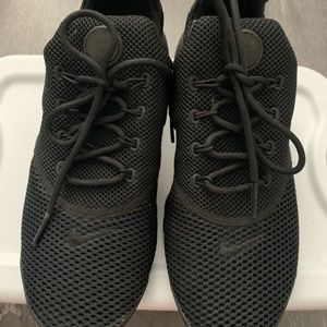 Womens Presto Triple Black